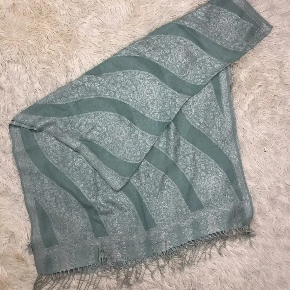 Bindya New York Shawl/Pashmina Mint Green viscose blend Scarf